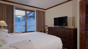 2 bedrooms, WiFi, bed sheets - Ski-In/Ski-Out Ritz-Carlton Condo, Aspen Luxury Experience (Aspen)