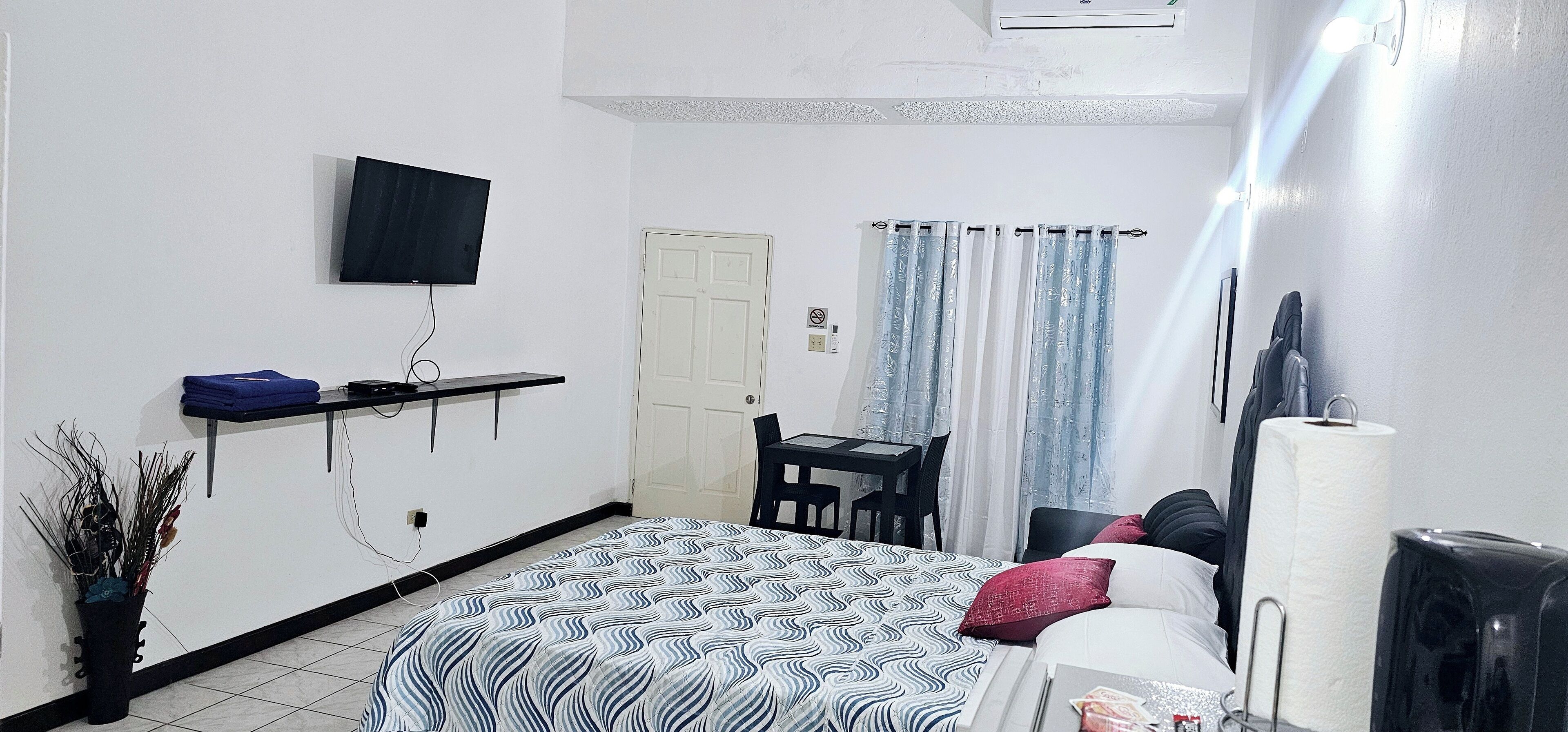 1 室のベッドルーム、アイロン / アイロン台、WiFi、ベッドシーツ