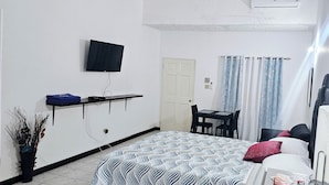 1 bedroom, iron/ironing board, WiFi, bed sheets - SeaEsta Negril (Negril)