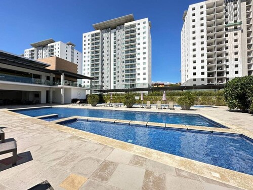 Charming 2-bedroom apartment in marvelous San Pablo with WiFi, gym and pool
