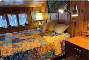 3 chambres, bureau, Wi-Fi gratuit, draps fournis