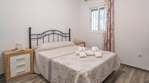 4 室のベッドルーム、旅行用ベビーベッド、WiFi