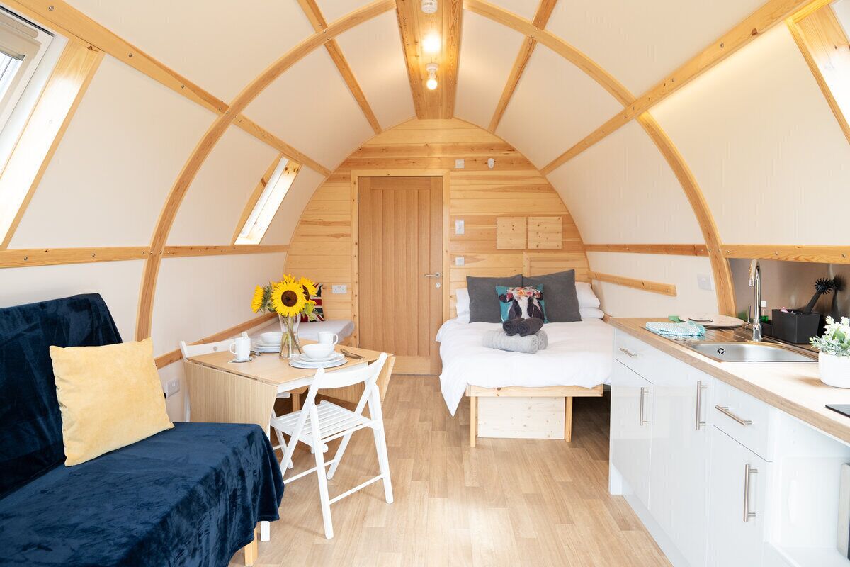 1 bedroom, WiFi (free), bed sheets