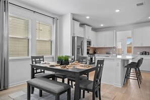 Dining - Modern Retreat in Hutto (Hutto)