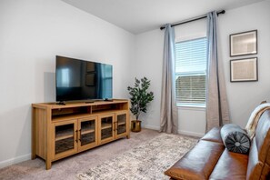 Smart TV - Hutto 4BR Home Near Tech Hub (Hutto)