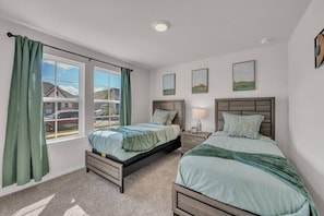 4 Schlafzimmer, Bügeleisen/Bügelbrett, WLAN