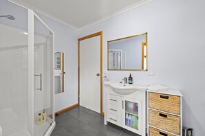 Bathroom - The Shack Port Arthur (Port Arthur)