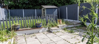 
Entire 3Bed in Greater Manchester| Fast Wi-Fi, Garden & Free Parking.