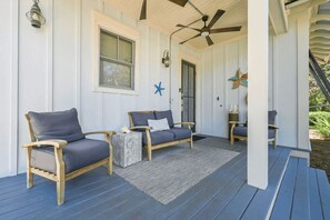 Interior - Lunar Tides by Avantstay Grayton Pool, Tennis, Bikes (Santa Rosa Beach)