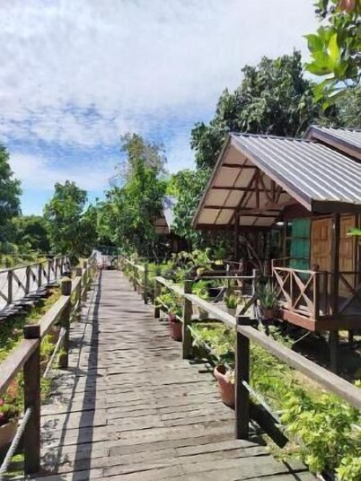 Borneo Sepilok Rainforest Resort