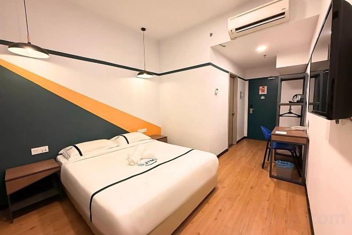 Desk, iron/ironing board (on request), WiFi (free)