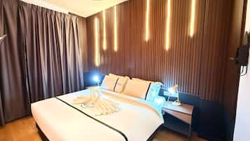 Studio | Meja, seterika/papan seterika, Wi-fi percuma