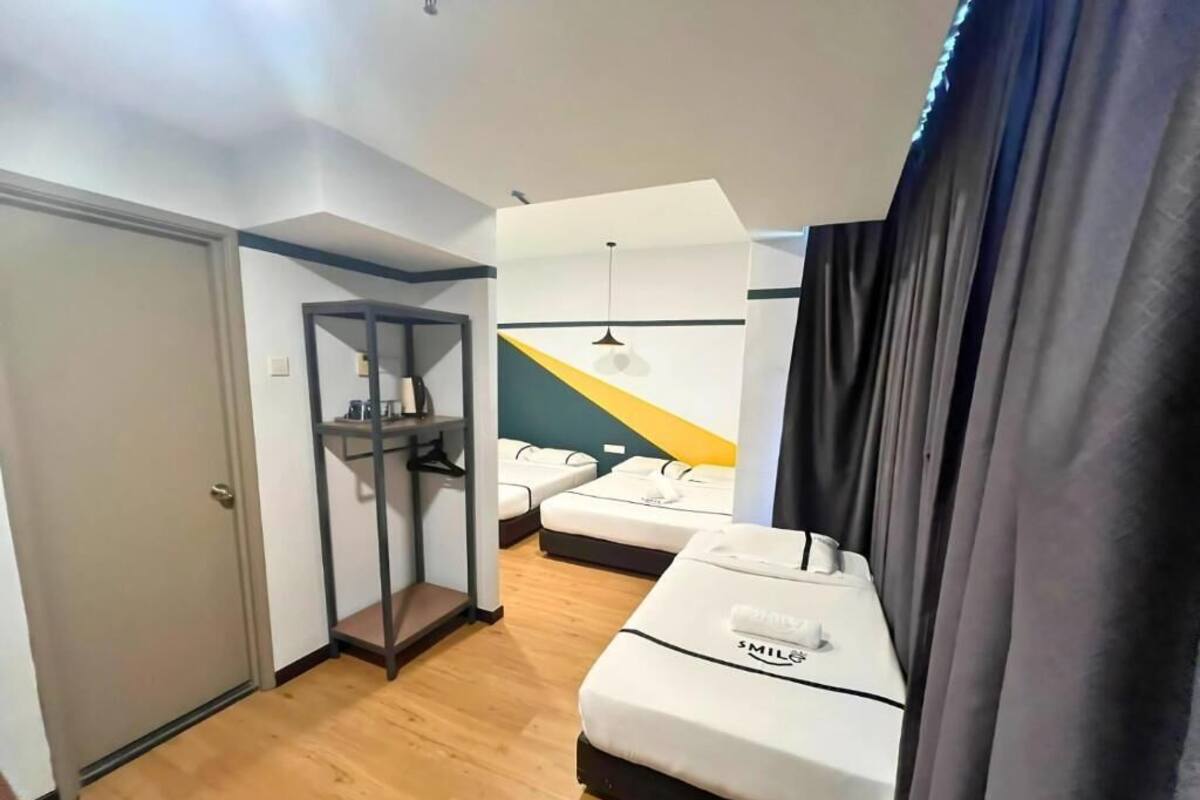 Familieværelse - flere senge | Skrivebord, strygejern/strygebræt, gratis Wi-Fi