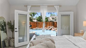 4 bedrooms, iron/ironing board, travel crib, internet