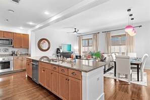 Apartment (4 Bedrooms) | Interior - Red Fish Blue Mountain by Avantstay Private Beach + Gulf View (Santa Rosa Beach)