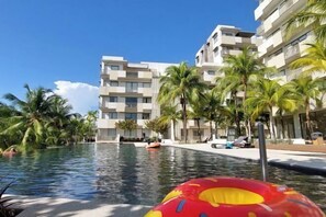 Udendørs pool