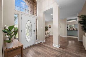 Interior - Woodlands Area Lakeview Retreat (Conroe)