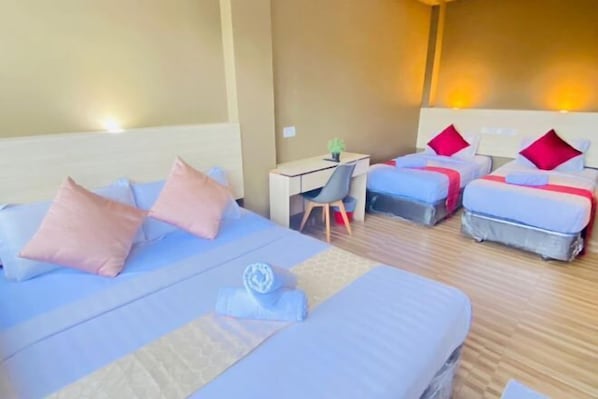 Soundproofing, iron/ironing board - DJ Citi Inn Premier (Kuala Terengganu)