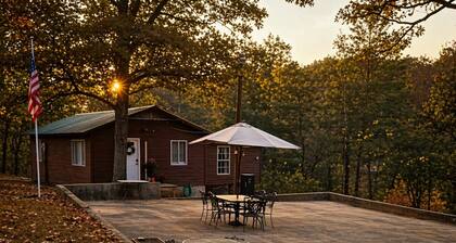 🚤 0.25mi to Boat Launch • Table Rock Cabin • Near Branson
