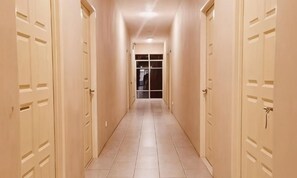 Interior - Luna Guesthouse (Semporna)