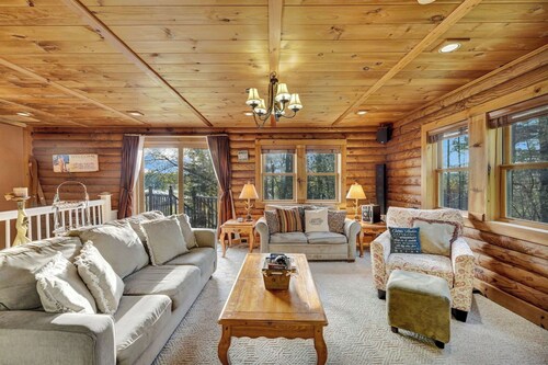Tranquil cabin in charming Machias close to Ski Resorts