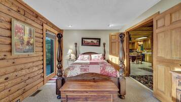 3 bedrooms, iron/ironing board, bed sheets