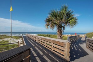Apartment (2 Bedrooms) | Interior - 30A Endless Summer by Avantstay 1 Block to Beach Pool + Tennis (Santa Rosa Beach)