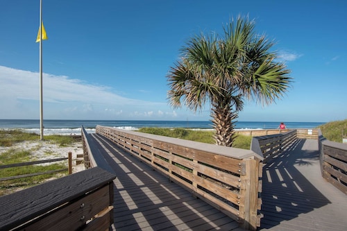 30A Endless Summer by Avantstay 1 Block to Beach Pool + Tennis