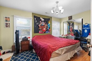 3 室のベッドルーム、アイロン / アイロン台、WiFi