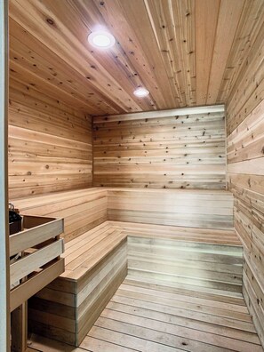 Sauna - OW7-202 w/ Sunset Views, Steps to Amenities, Beach Essentials & Music Lover's Paradise (New Smyrna Beach)