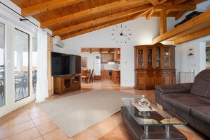 TV - Apartment Purple Sky (Istria - Poreč) (Porec)