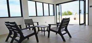 Interior - 3-bedroom house villa in enchanting Panglao with Starlink internet, AC & Pool! (Panglao)