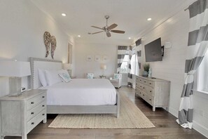 House (4 Bedrooms) | 4 bedrooms, iron/ironing board, bed sheets - The Sea And Me by Avantstay Heated Pool Bonfires (Santa Rosa Beach)