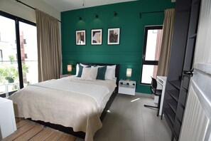 1 chambre, fer et planche à repasser, accès au Wi-Fi (inclus)