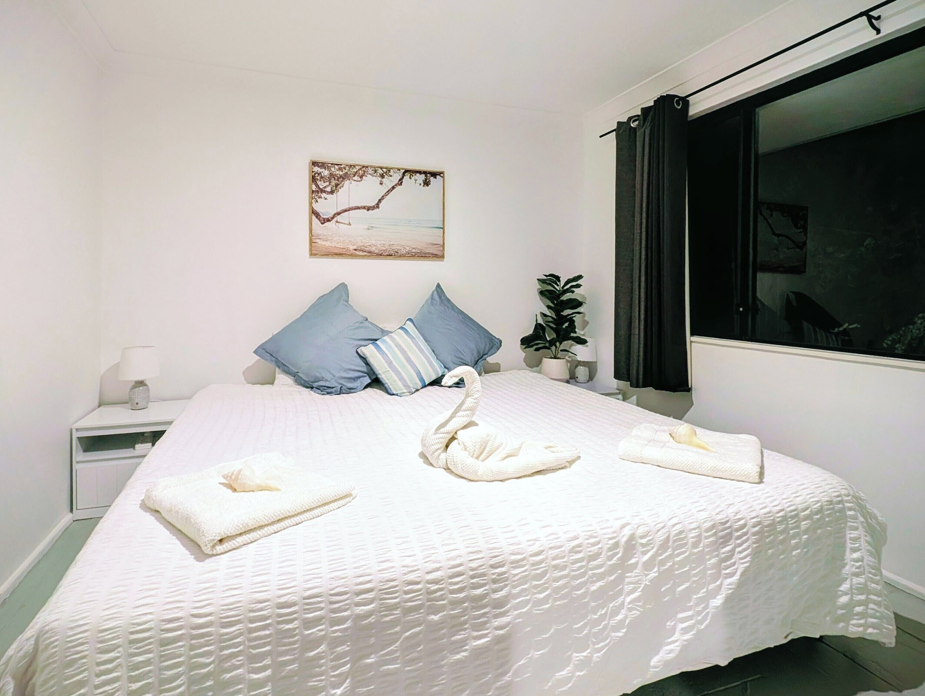 3 chambres, fer et planche à repasser, Wi-Fi gratuit, draps fournis