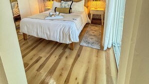 1 多间卧室、办公桌、熨斗/熨衣板、免费 WiFi