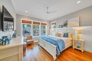 Casa (5 Bedrooms) | 5 habitaciones, tabla de planchar con plancha y ropa de cama