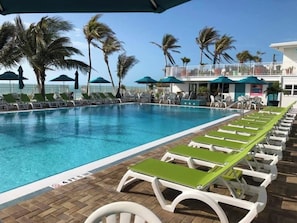 Unclassified image, 2 of 38, button