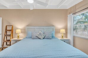 Unclassified image, 5 of 38, button - P06 - Charming 2 bed, 2 bath half duplex with dockage and Cabana Club access (Key Colony Beach)