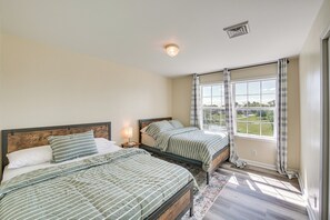 3 bedrooms, iron/ironing board, WiFi, bed sheets