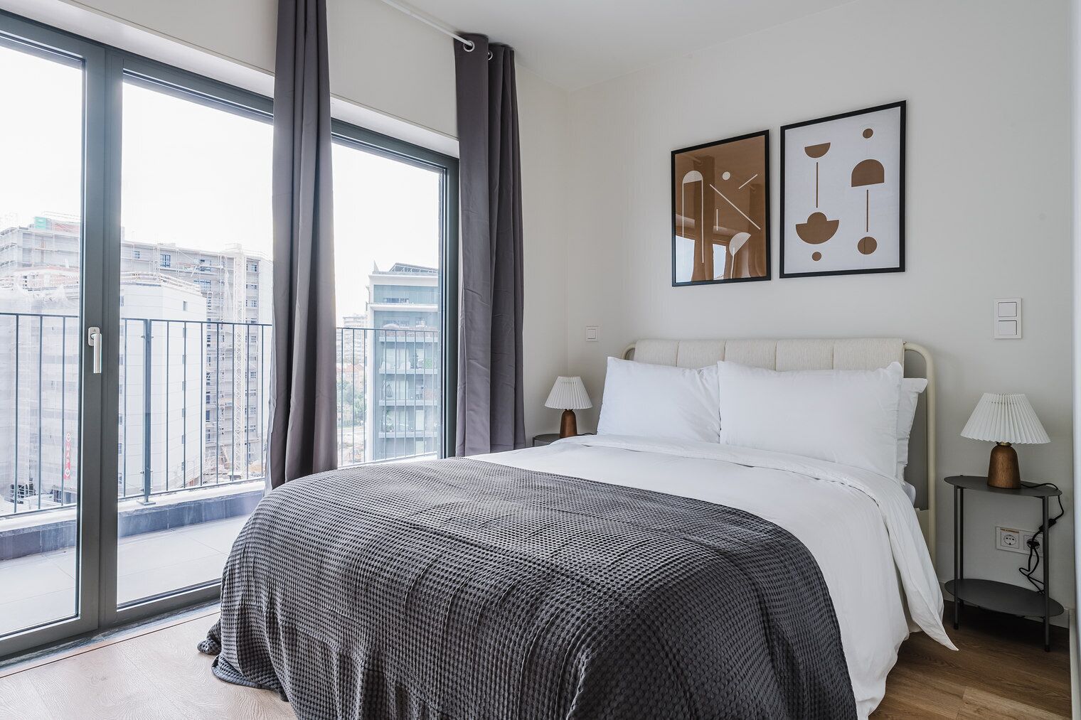 2 chambres, fer et planche à repasser, Wi-Fi, draps fournis