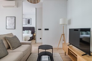 Strygejern/strygebræt, Wi-Fi, sengetøj