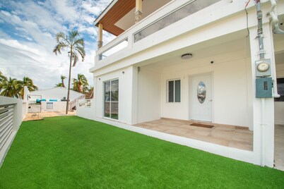 Maximum Beach Hotel