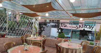 Hostal Viena