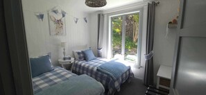 3 bedrooms, WiFi, bed sheets