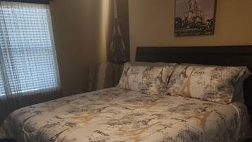 4 bedrooms, WiFi, bed sheets