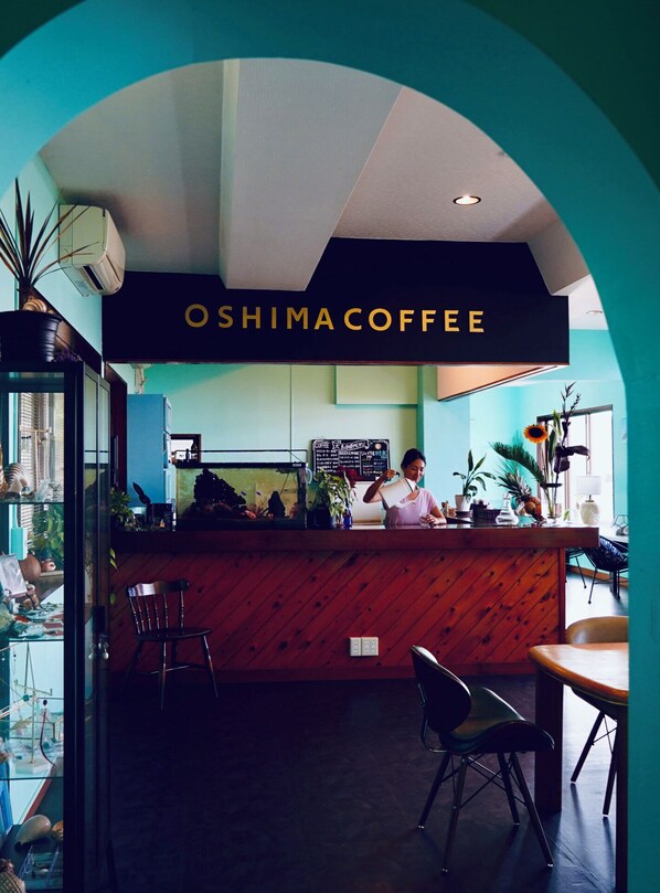 Cafe - Hotel MOANA (Oshima)