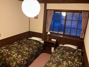 Basic Double or Twin Room, Non Smoking, Garden View | Free WiFi