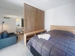 Apartment, 1 Bedroom, Accessible, Smoking