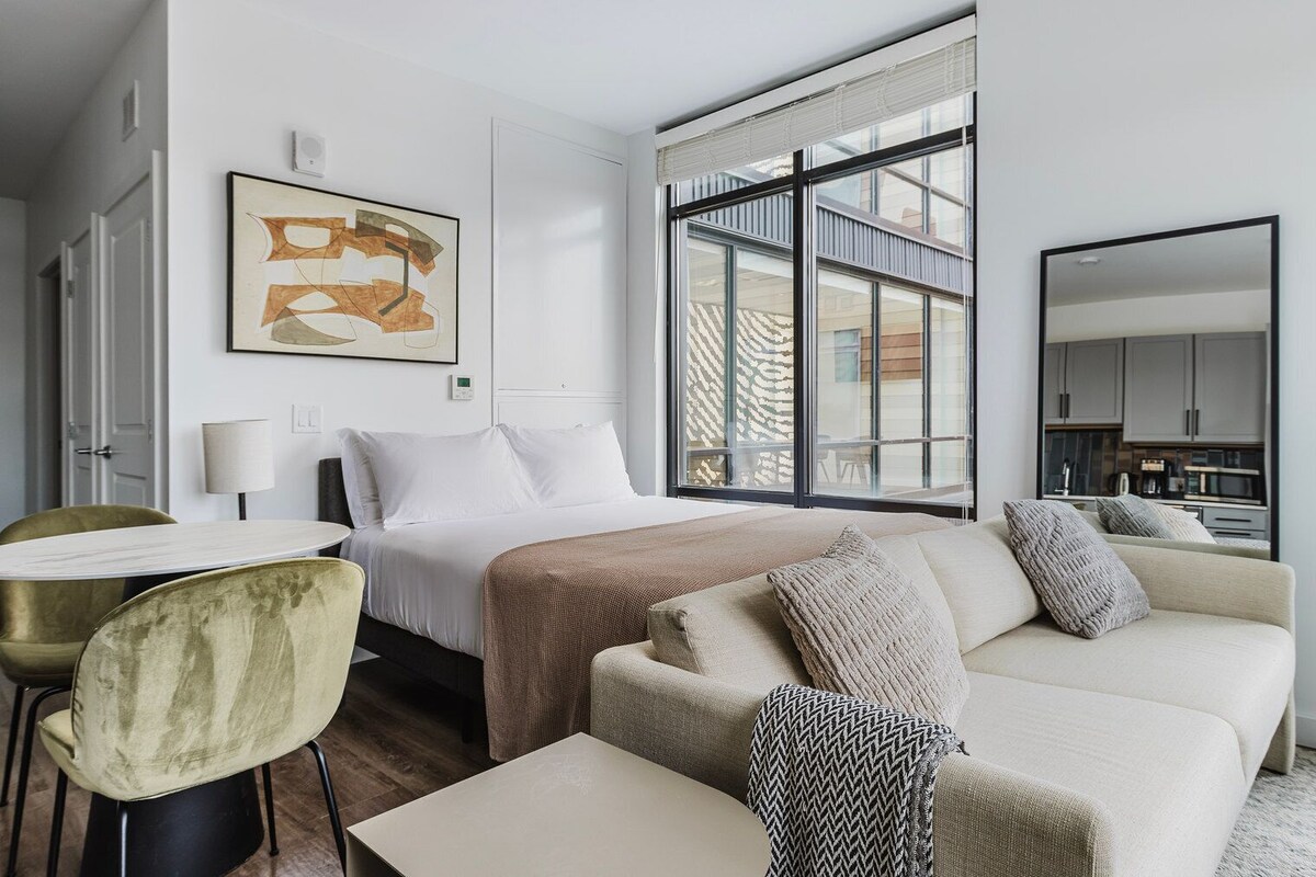 Blueground | Dorchester 2bd apartment